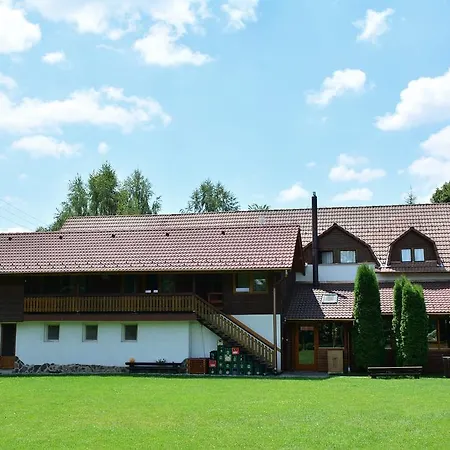Zetavar And Bungalows Vendégház 3*